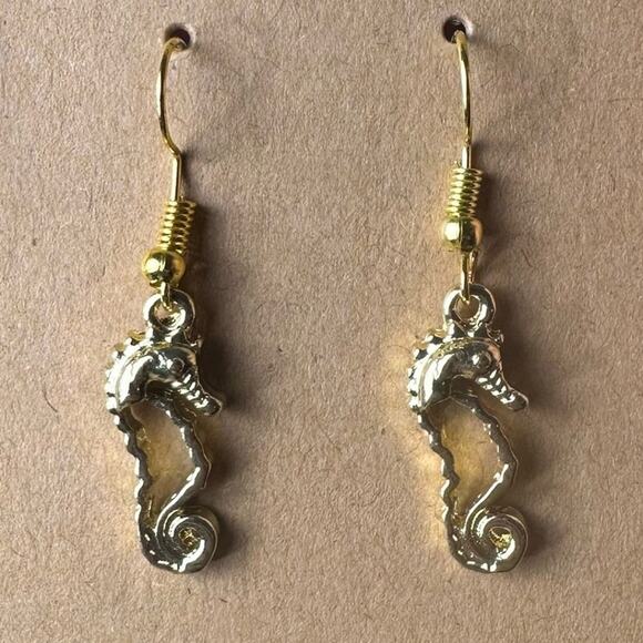 Handmade Sea Horse Earrings Gold Tone Dangle Boho Coastal Mermaidcore Nautical - Picture 1 of 1